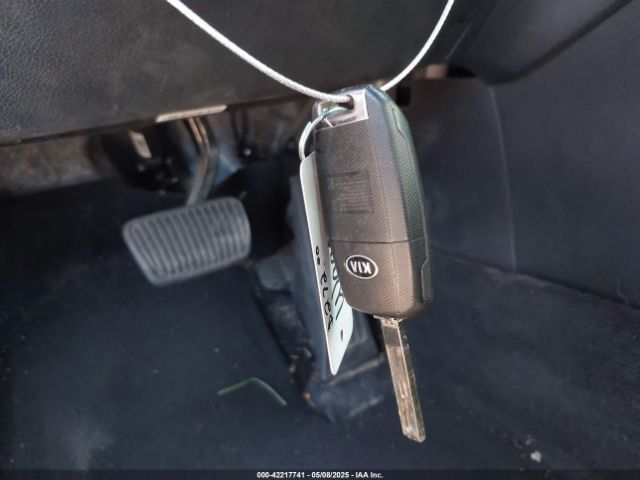 5XXGT4L35LG393189 KIA Optima Lx