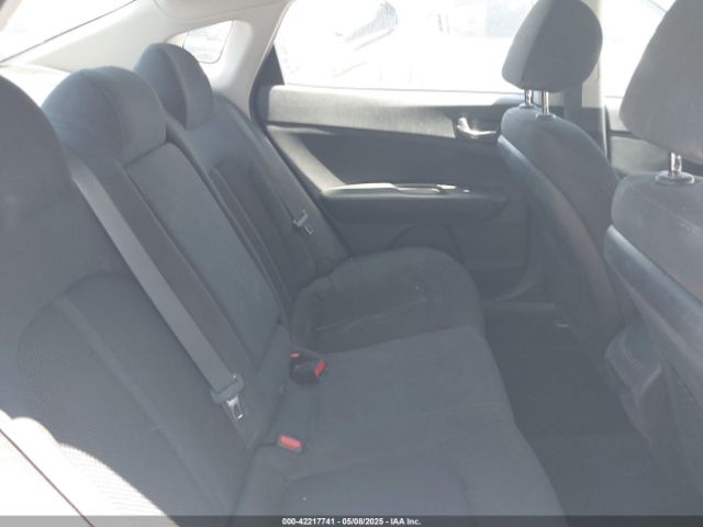 5XXGT4L35LG393189 KIA Optima Lx