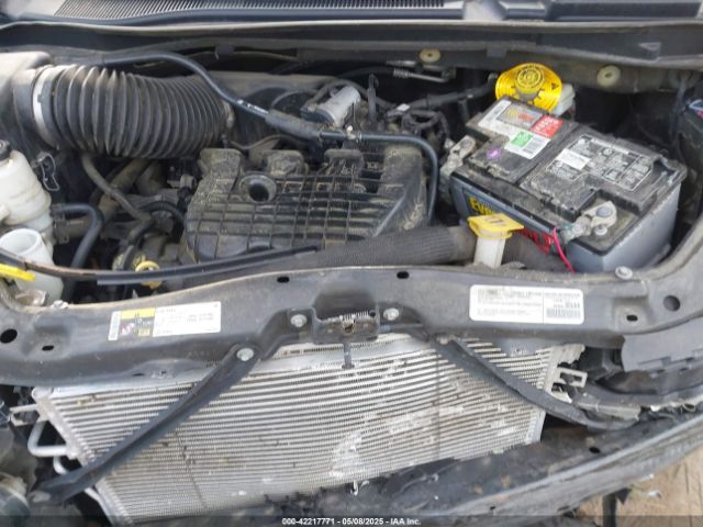 2C4RDGEGXHR690660 Dodge Grand Caravan Gt