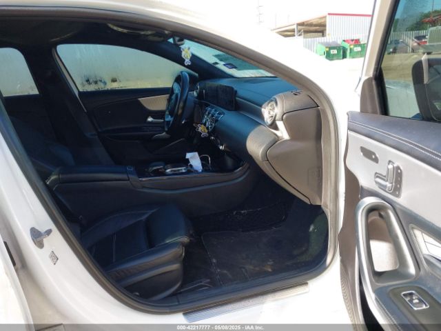 2020 MERCEDES-BENZ A 220 W1K3G4FBXLW045365 Photo 4