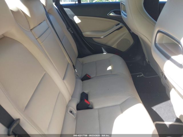 2019 MERCEDES-BENZ CLA 250 WDDSJ4GB3KN753084 Photo 7