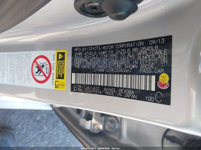 JTHBW1GG9E2040667 Lexus ES 300H