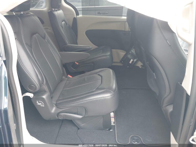 2C4RC1BG4NR186458 Chrysler Pacifica Touring L