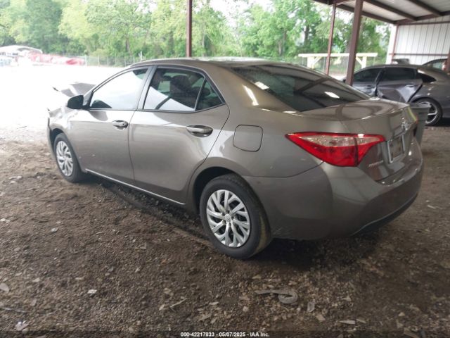2017 TOYOTA COROLLA 5YFBURHE7HP718129 Photo 2