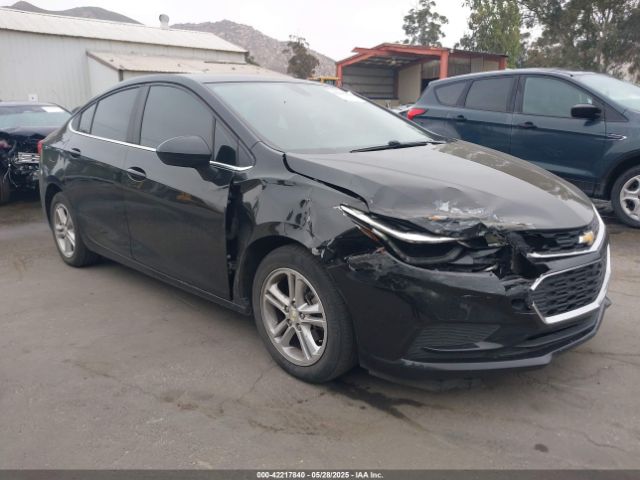 2018 CHEVROLET CRUZE 1G1BE5SM0J7139392 Photo 0