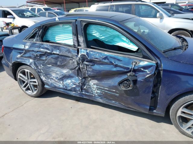 WAUAUGFF9H1028329 Audi A3 2.0t Premium