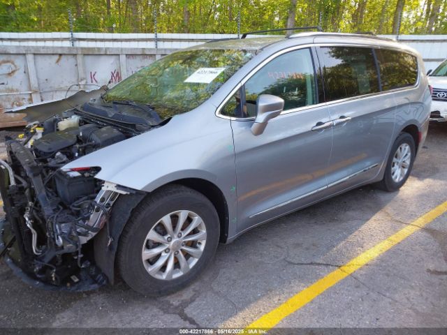 2019 CHRYSLER PACIFICA 2C4RC1BG1KR665917 Photo 1
