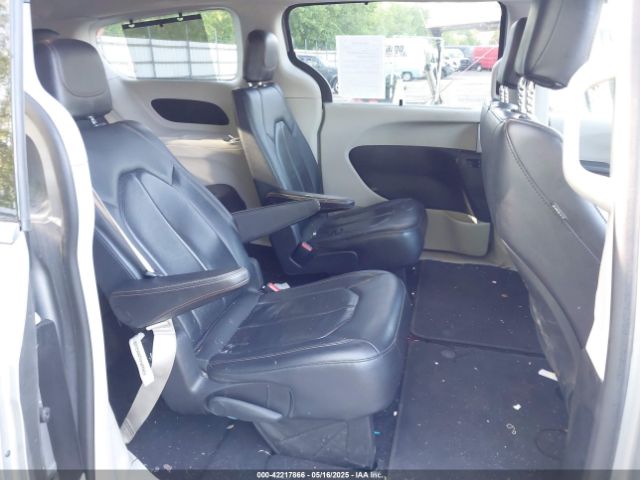 2019 CHRYSLER PACIFICA 2C4RC1BG1KR665917 Photo 7