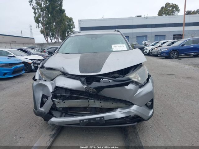 2T3RFREV8JW730458 Toyota Rav4 Adventure