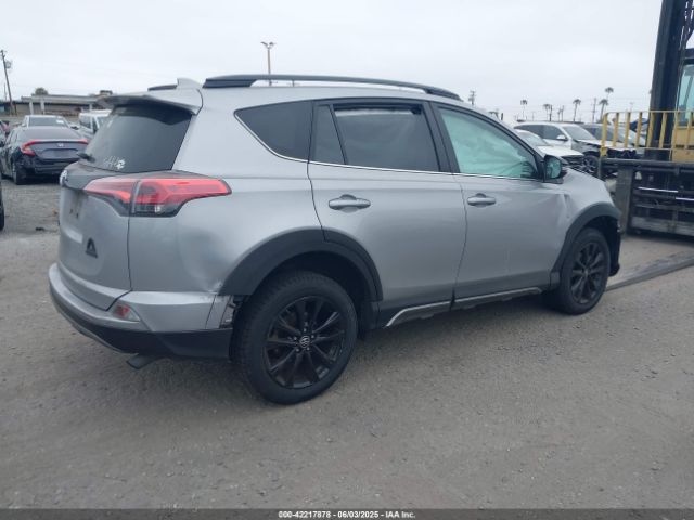 2T3RFREV8JW730458 Toyota Rav4 Adventure