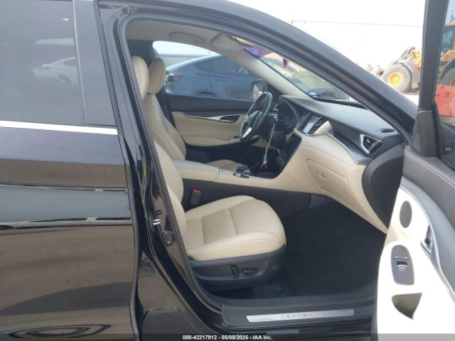 3PCAJ5M37KF109899 Infiniti Qx50 Pure