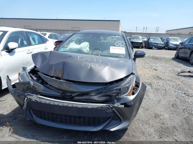 JTND4MBE5N3157532 Toyota COROLLA SE
