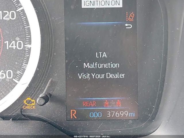 JTND4MBE5N3157532 Toyota COROLLA SE