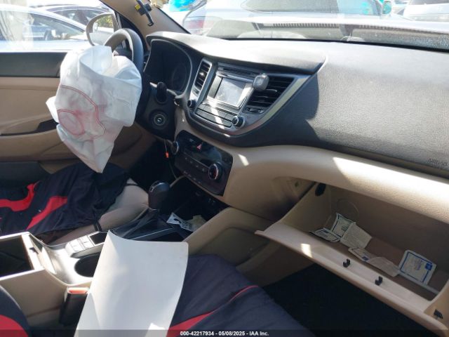 KM8J33A46HU330983 Hyundai TUCSON SE