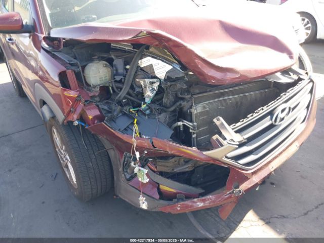 KM8J33A46HU330983 Hyundai TUCSON SE