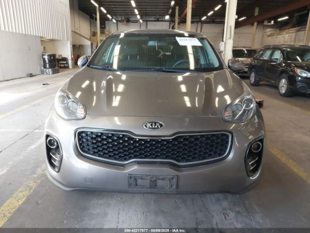 KNDPMCAC8H7135999 KIA Sportage Lx