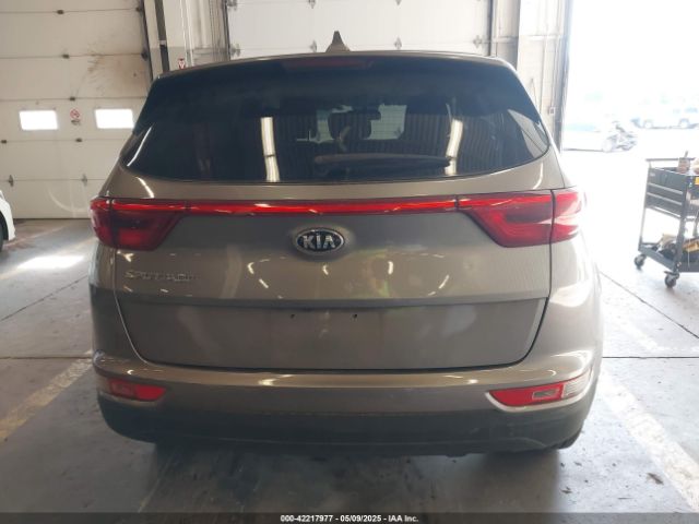 KNDPMCAC8H7135999 KIA Sportage Lx
