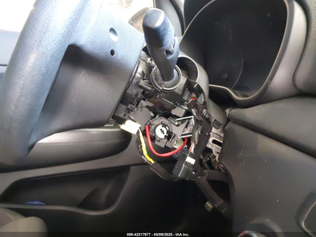 KNDPMCAC8H7135999 KIA Sportage Lx