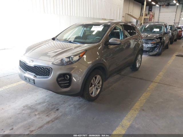 KNDPMCAC8H7135999 KIA Sportage Lx
