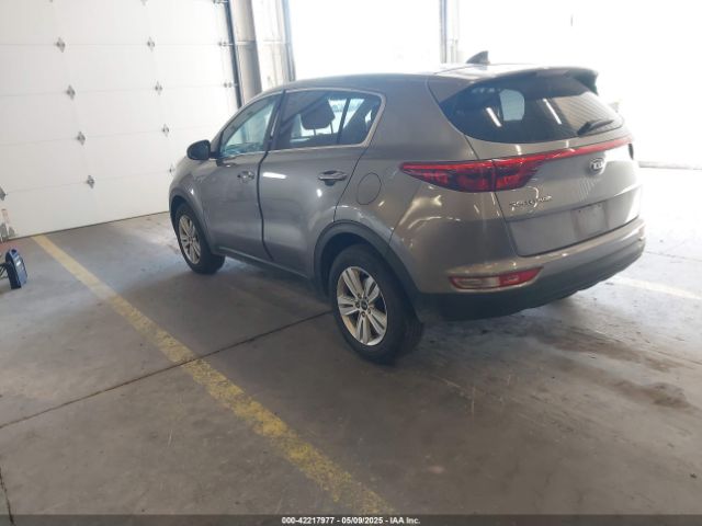 KNDPMCAC8H7135999 KIA Sportage Lx