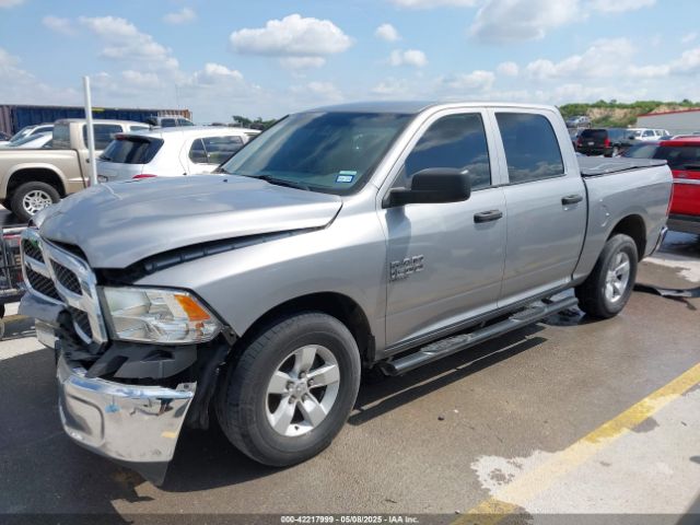 3C6RR6KG0KG705946 RAM 1500 Classic Tradesman  4x2 5'7 Box