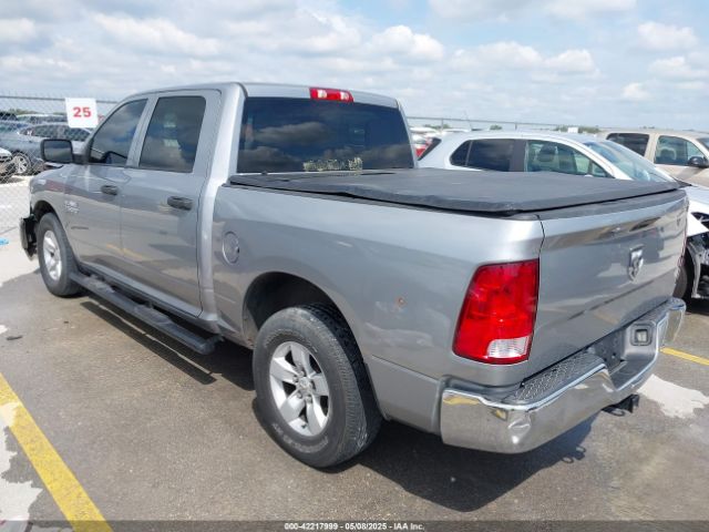 3C6RR6KG0KG705946 RAM 1500 Classic Tradesman  4x2 5'7 Box