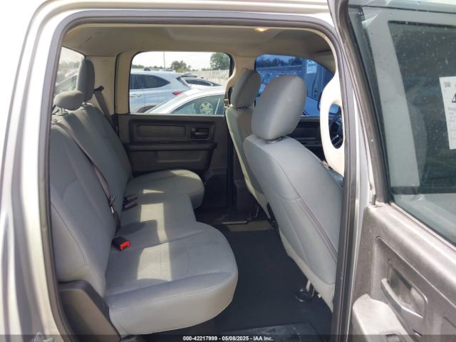 3C6RR6KG0KG705946 RAM 1500 Classic Tradesman  4x2 5'7 Box
