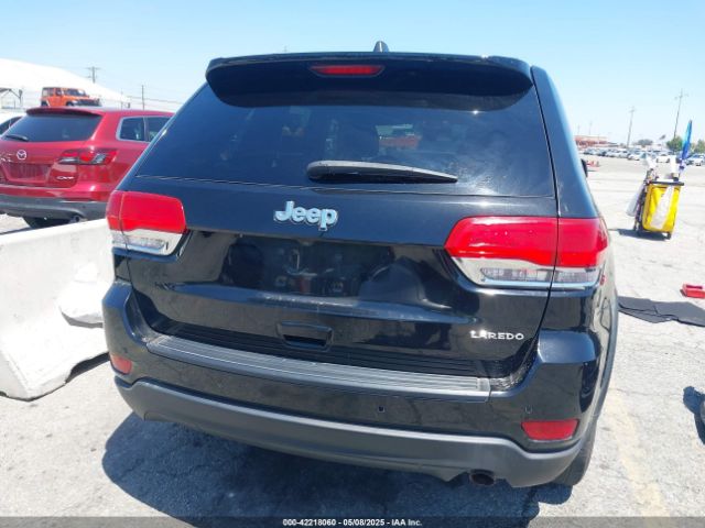 1C4RJEAG9JC131344 Jeep Grand Cherokee Laredo E 4x2