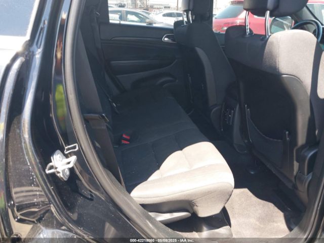 1C4RJEAG9JC131344 Jeep Grand Cherokee Laredo E 4x2