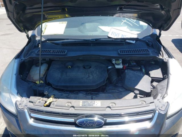 1FMCU9J90EUA54333 Ford Escape Titanium