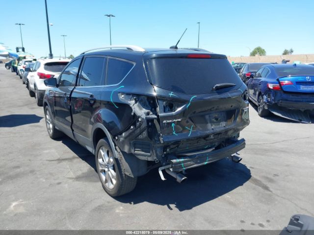 1FMCU9J90EUA54333 Ford Escape Titanium