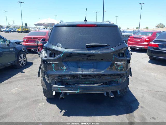 1FMCU9J90EUA54333 Ford Escape Titanium