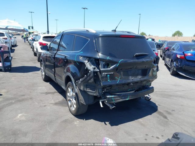 1FMCU9J90EUA54333 Ford Escape Titanium