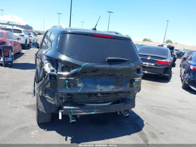 1FMCU9J90EUA54333 Ford Escape Titanium