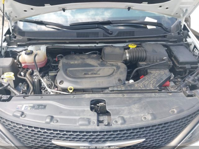 2C4RC1CGXPR535706 Chrysler Voyager Lx