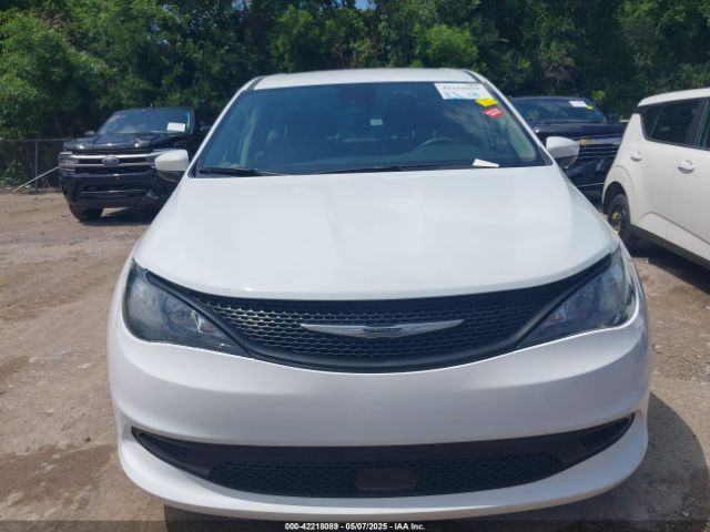 2C4RC1CGXPR535706 Chrysler Voyager Lx