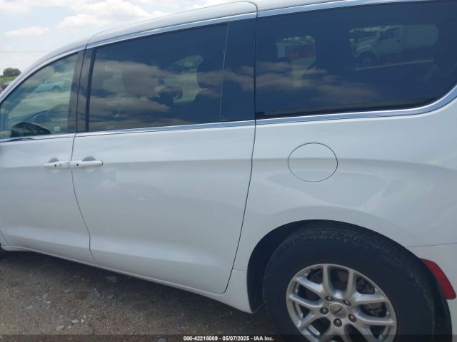 2C4RC1CGXPR535706 Chrysler Voyager Lx