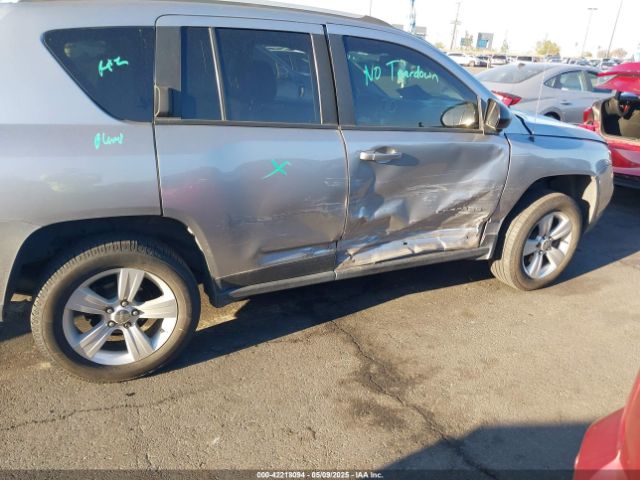 1C4NJDBB1HD143004 Jeep Compass Sport 4x4