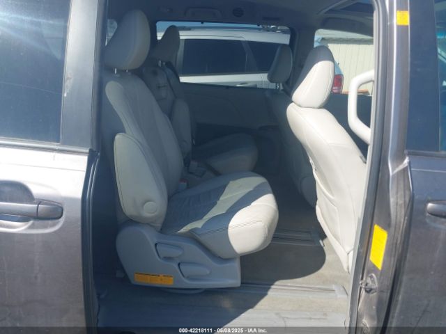 2011 TOYOTA SIENNA 5TDYK3DC9BS133603 Photo 7