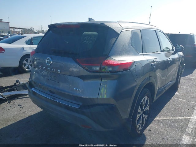 JN8AT3BA4MW022674 Nissan Rogue Sv Fwd
