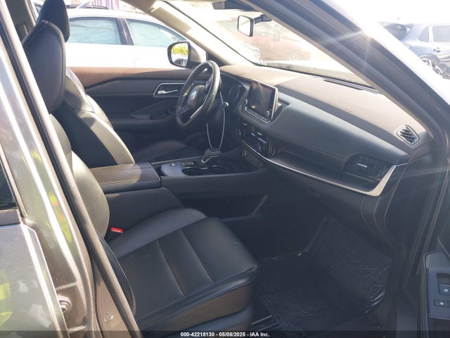 JN8AT3BA4MW022674 Nissan Rogue Sv Fwd