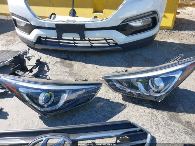 5NMZU3LB3HH040756 Hyundai Santa Fe Sport 2.4l
