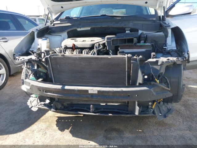 5NMZU3LB3HH040756 Hyundai Santa Fe Sport 2.4l