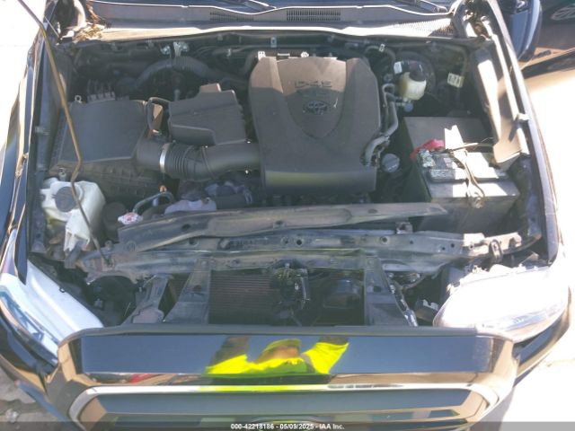 3TMAZ5CN2NM170833 Toyota Tacoma Sr5 V6