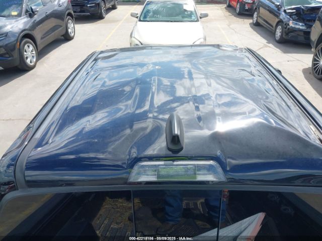 3TMAZ5CN2NM170833 Toyota Tacoma Sr5 V6