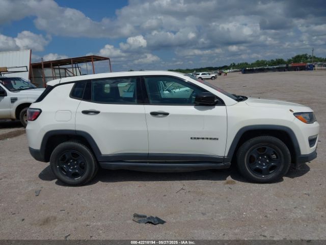 3C4NJCAB3JT263298 Jeep Compass Sport Fwd