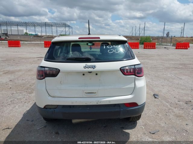 3C4NJCAB3JT263298 Jeep Compass Sport Fwd