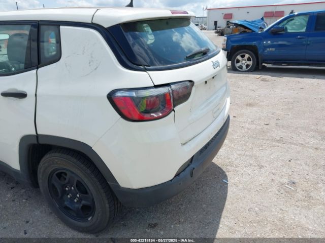 3C4NJCAB3JT263298 Jeep Compass Sport Fwd