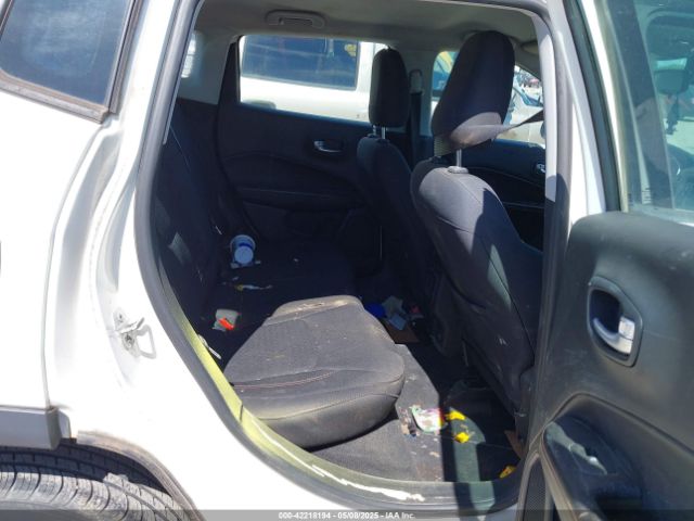 3C4NJCAB3JT263298 Jeep Compass Sport Fwd