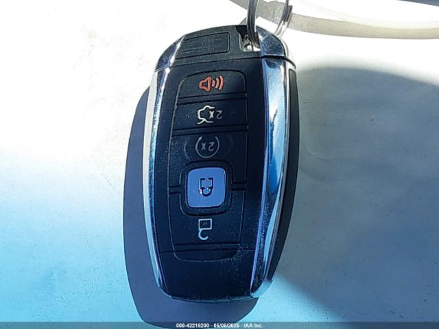 3LN6L5MU4JR608001 Lincoln Mkz Hybrid Reserve